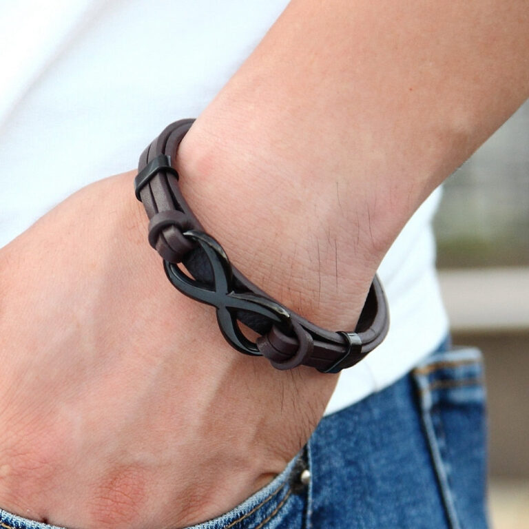 Bracelet Homme Tendance Acier Inoxydable Design Infini Elegant Et Durable 1